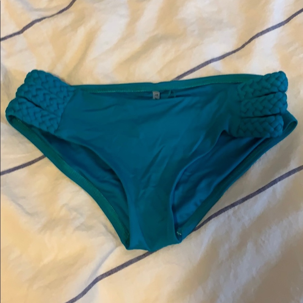 Bikini bottoms